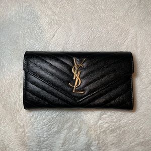 CASSANDRE MATELASSÉ LARGE FLAP WALLET IN GRAIN DE POUDRE EMBOSSED LEATHER